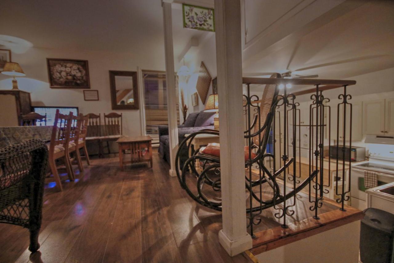 Vieille Maison Rustique Espace Interessant 퀘벡 외부 사진